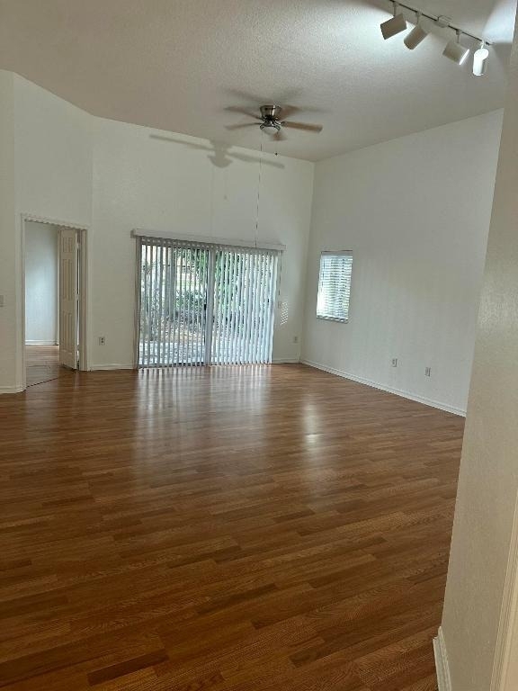 220 Crestwood Circle - Photo 14