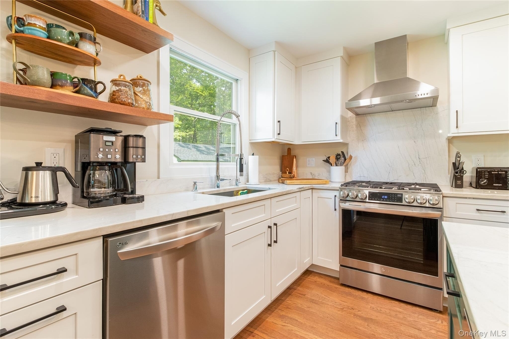 1850 Rocky Point Road - Photo 11