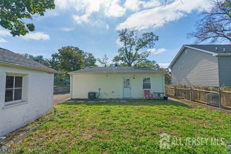 67 Woodland Avenue - Photo 2