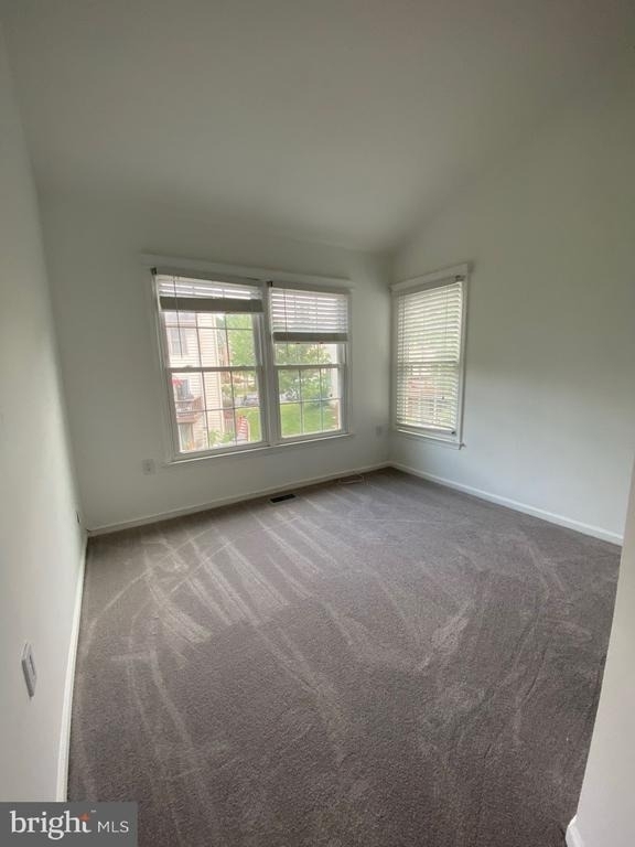 8013 Hilliard Drive - Photo 11