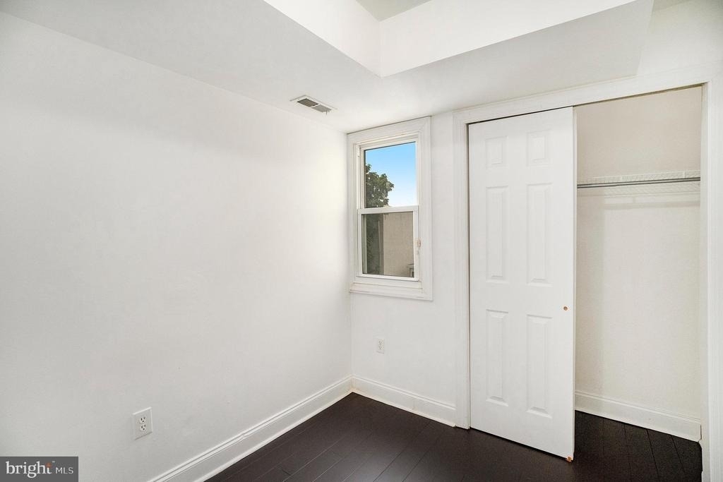 2027 N 15th Street - Photo 8