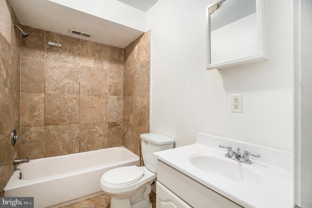 2027 N 15th Street - Photo 9
