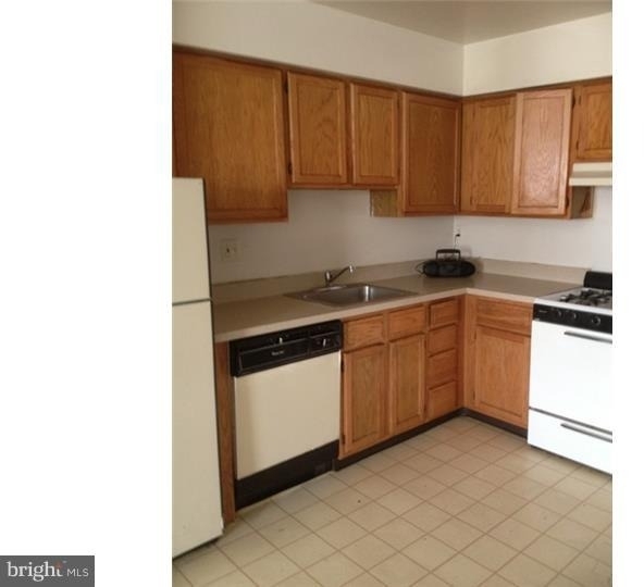 7224 Edmund Street - Photo 1