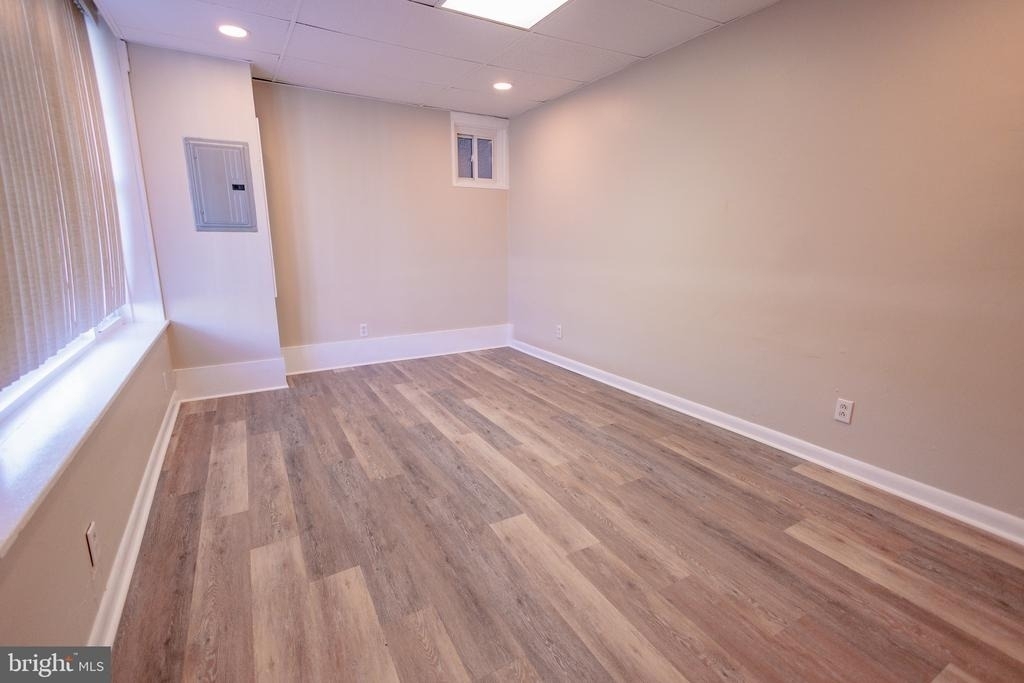 14 W High Street - Photo 2