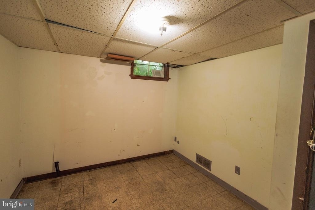 213 Laurel Avenue - Photo 22
