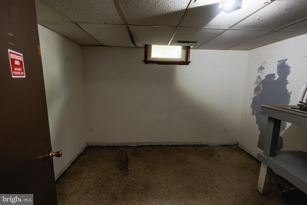 213 Laurel Avenue - Photo 18