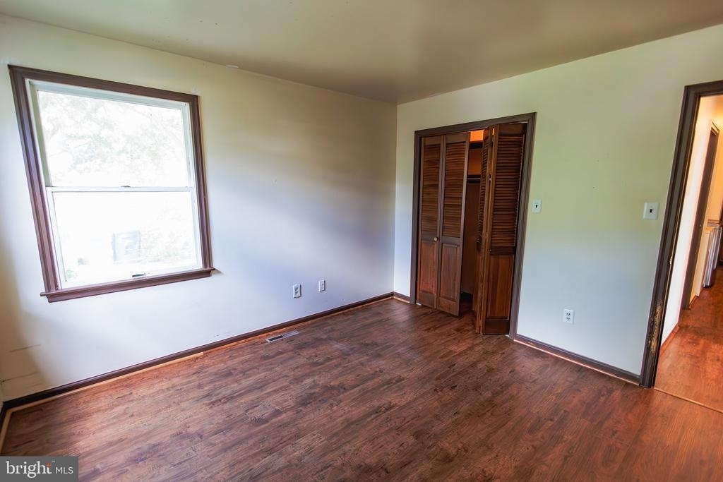 213 Laurel Avenue - Photo 11