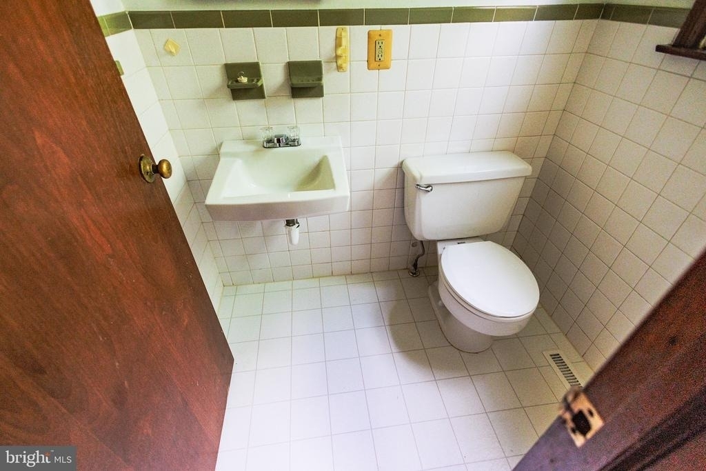 213 Laurel Avenue - Photo 16