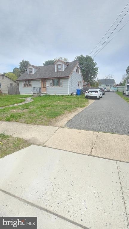 804 Carpenter Street - Photo 1