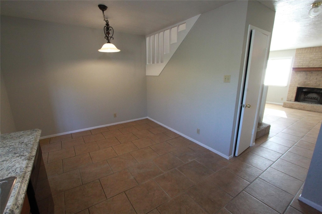 3904 Hudson Bend Rd - Photo 12
