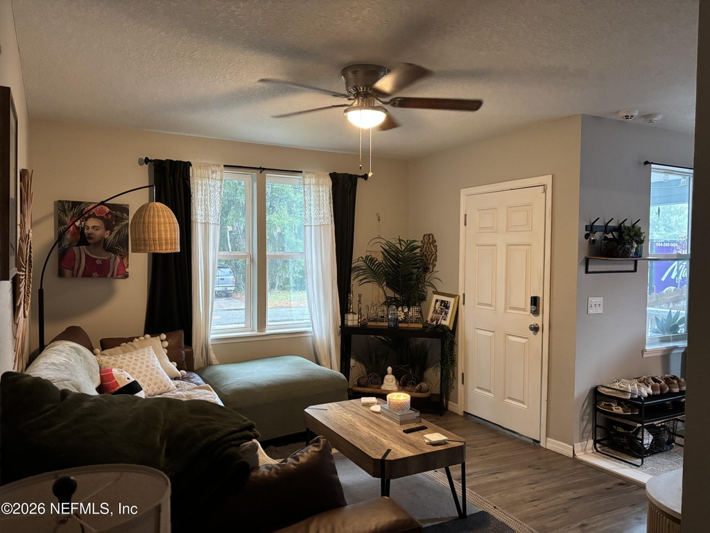 4608 Wheeler Avenue - Photo 4