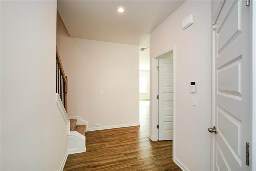 350 Cranston Drive - Photo 5