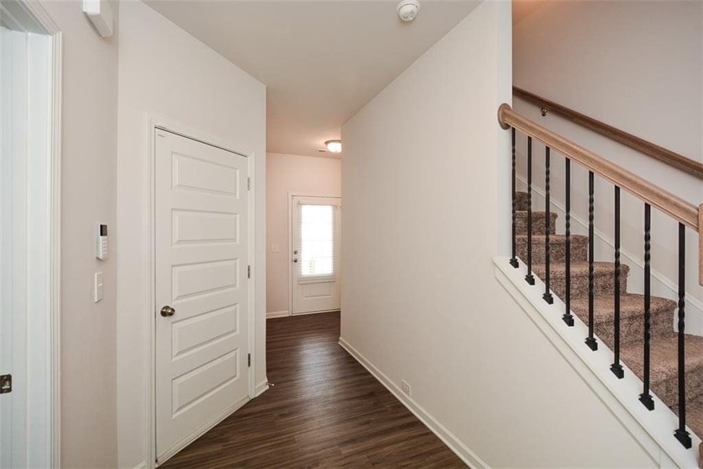 350 Cranston Drive - Photo 4