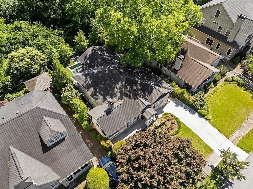 663 Yorkshire Road Ne - Photo 4