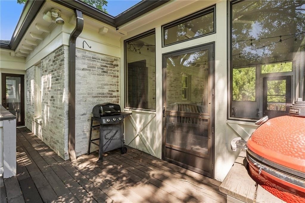 663 Yorkshire Road Ne - Photo 47