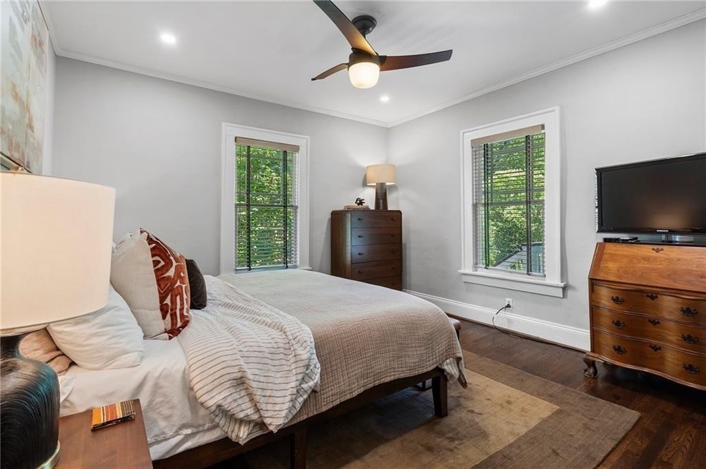 663 Yorkshire Road Ne - Photo 37