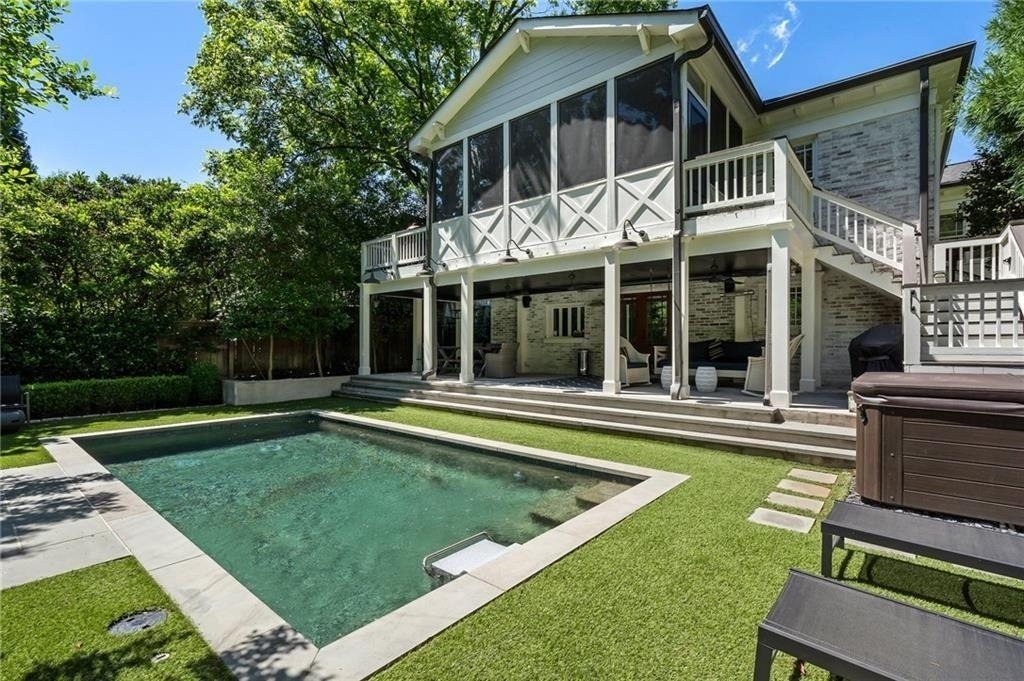 663 Yorkshire Road Ne - Photo 58