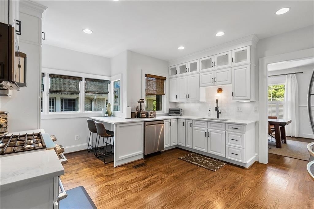 663 Yorkshire Road Ne - Photo 24