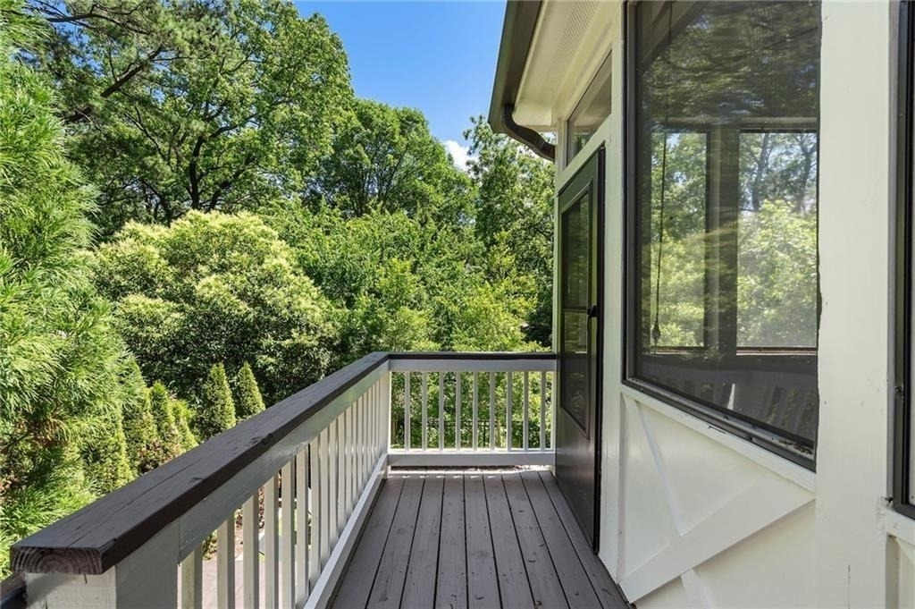 663 Yorkshire Road Ne - Photo 49
