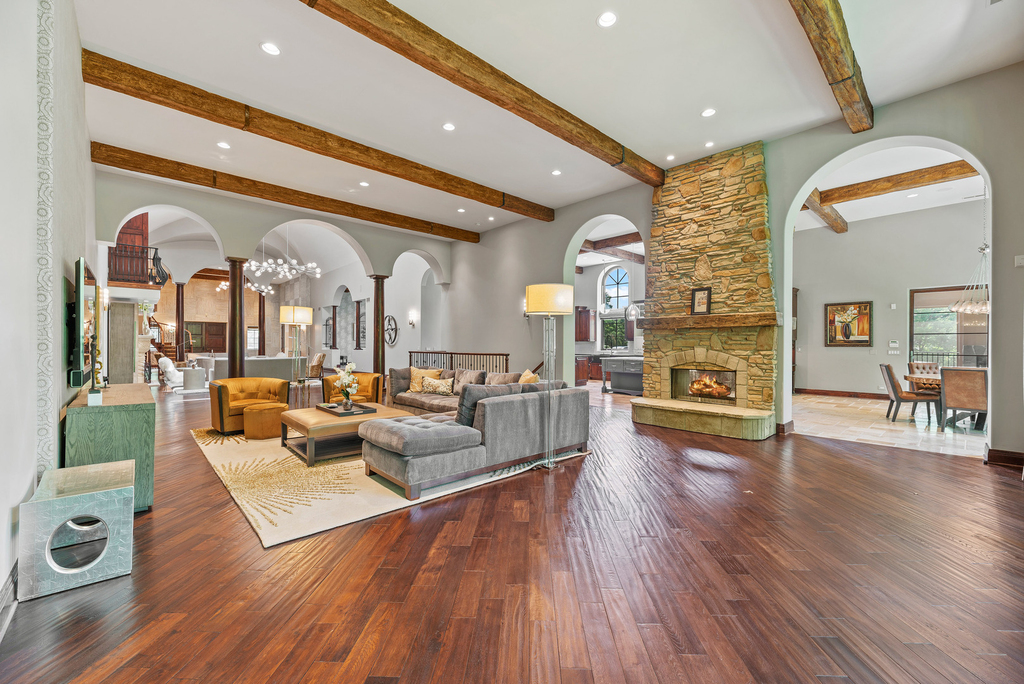 493 Hazel Avenue - Photo 6