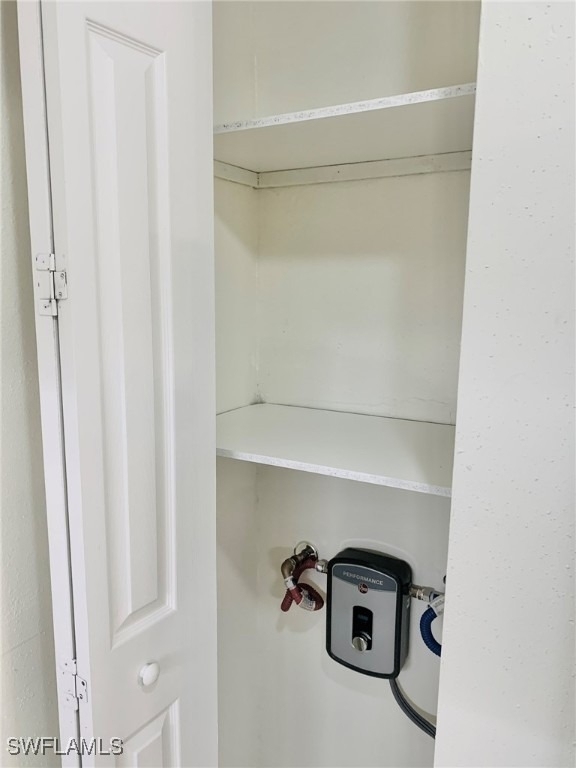 826 Wiggins Pass Road - Photo 11