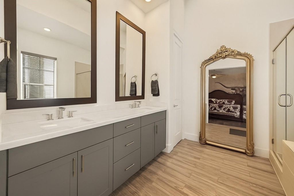 2506 Mckinney Street - Photo 32