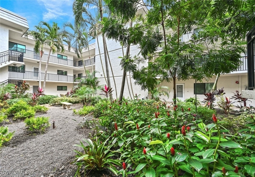 788 Park Shore Drive - Photo 9