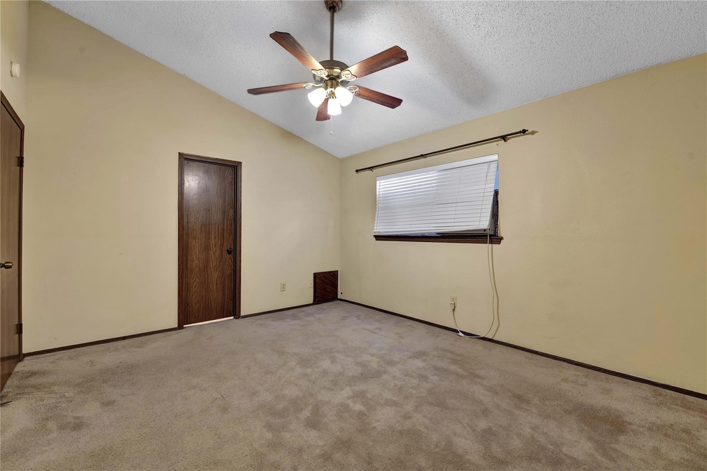 3115 River Valley Drive - Photo 13