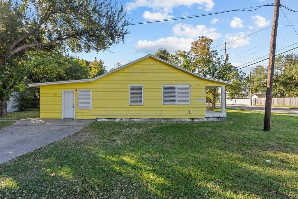 1916 N Logan Street - Photo 2