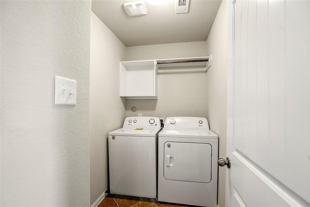 15524 Marina Drive - Photo 17