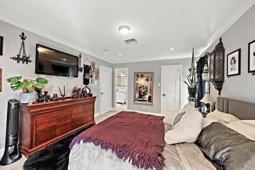 1818 Augusta Drive - Photo 9