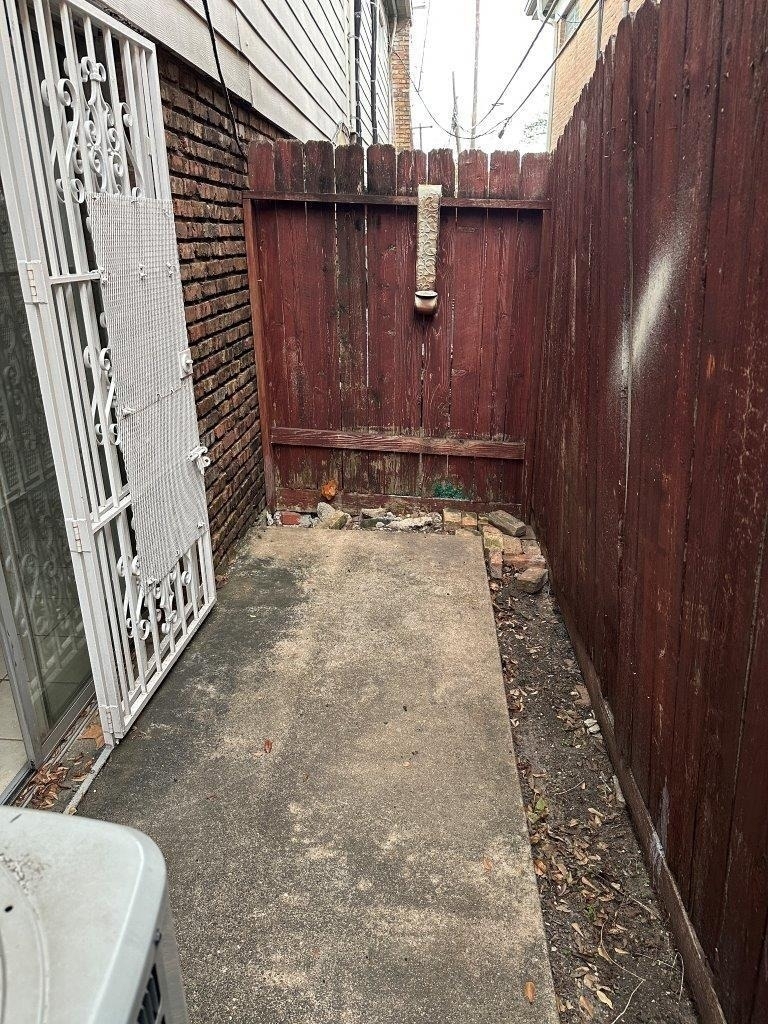 820 W Alabama Street - Photo 10