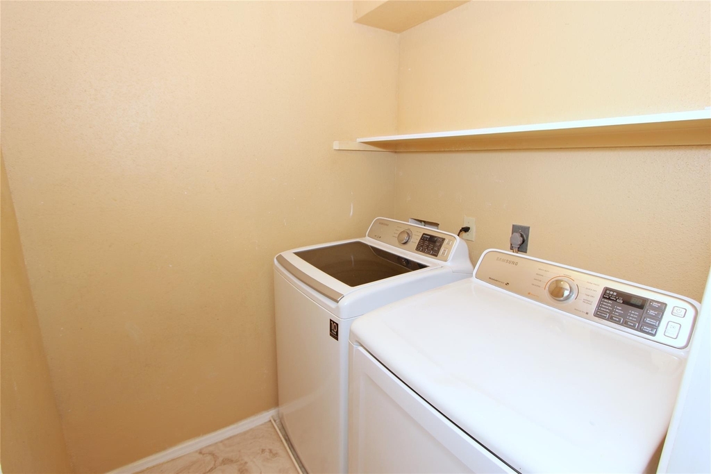 10639 Braes Bend Drive - Photo 16