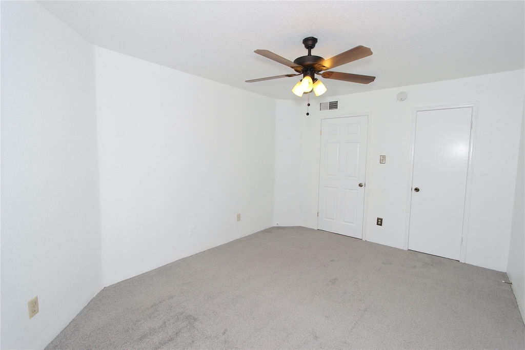 10639 Braes Bend Drive - Photo 13