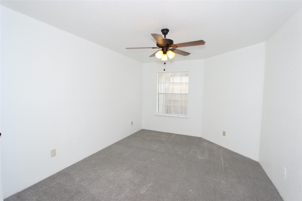 10639 Braes Bend Drive - Photo 12