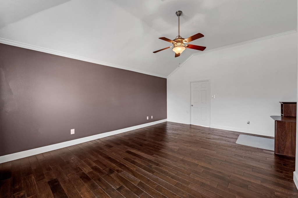 4422 Warwick Drive - Photo 24