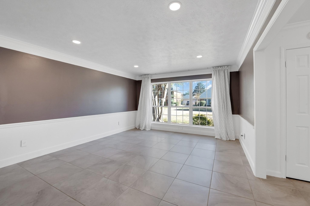 4422 Warwick Drive - Photo 14