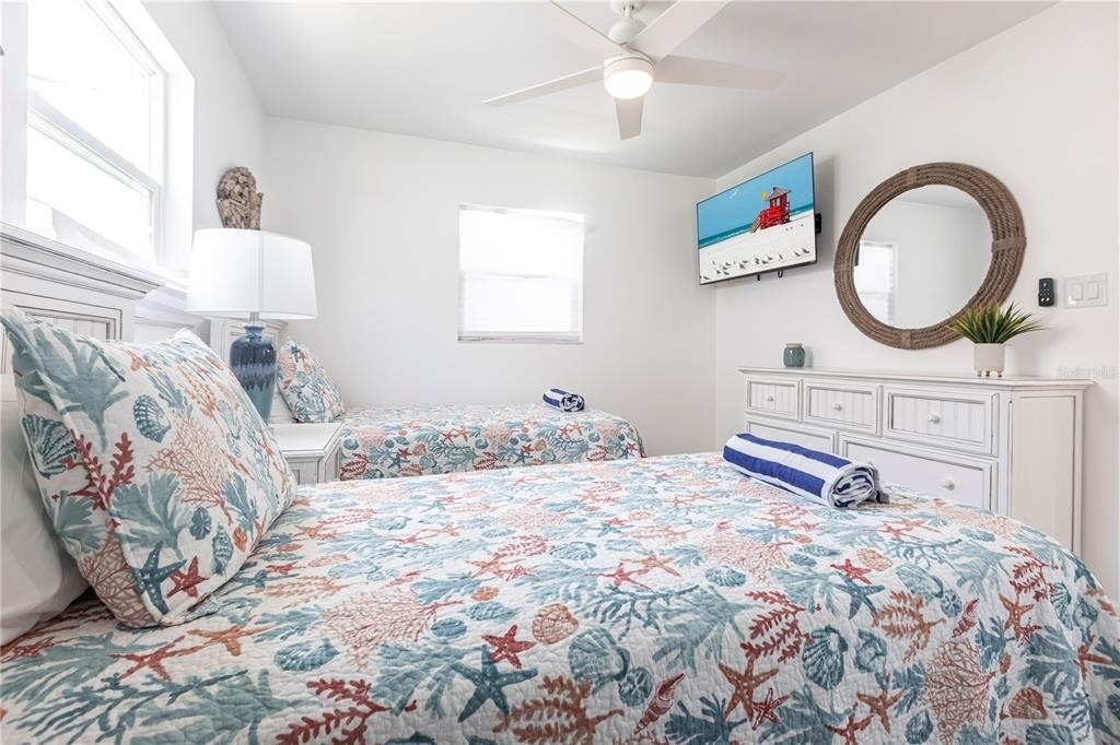6020 Midnight Pass Road - Photo 2
