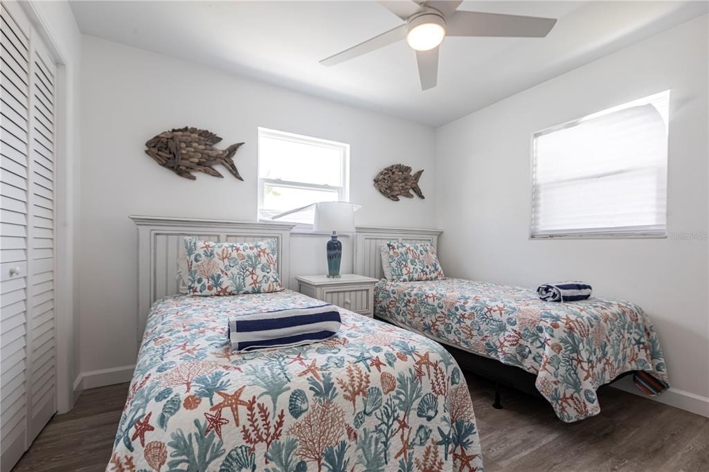 6020 Midnight Pass Road - Photo 16