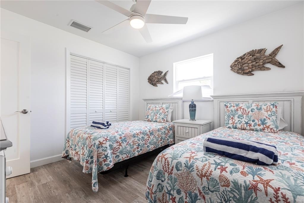 6020 Midnight Pass Road - Photo 17