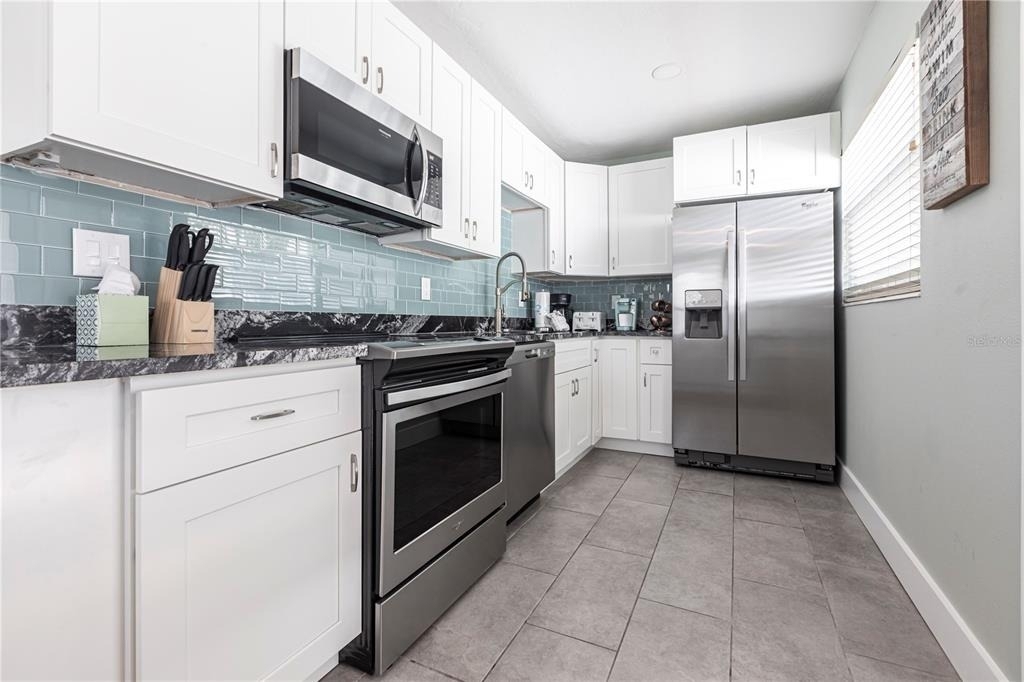 6020 Midnight Pass Road - Photo 8