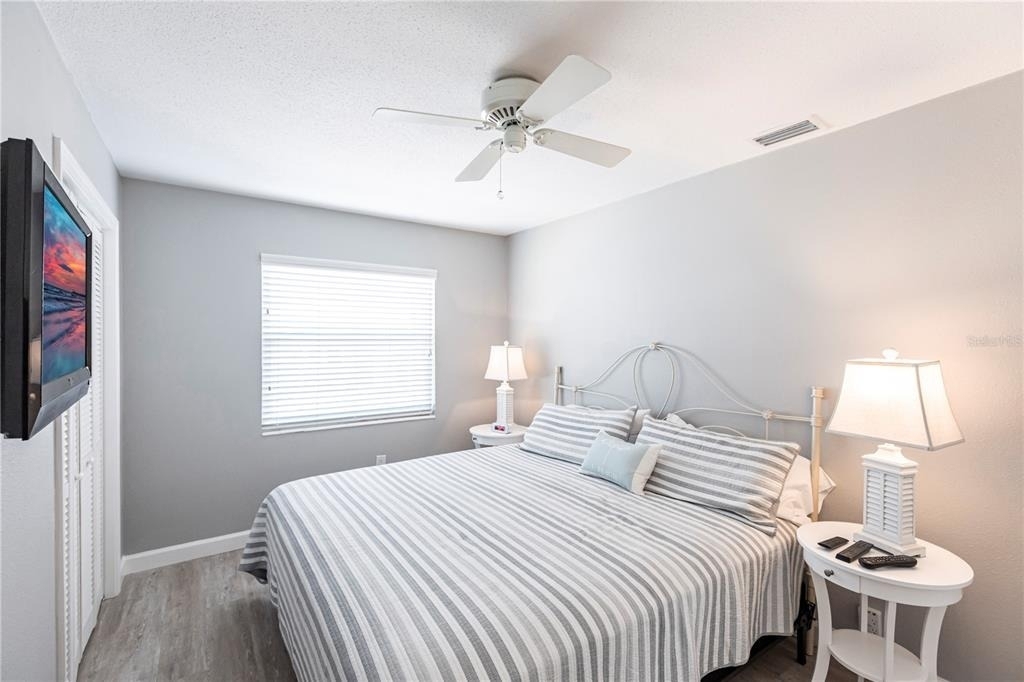 6020 Midnight Pass Road - Photo 24