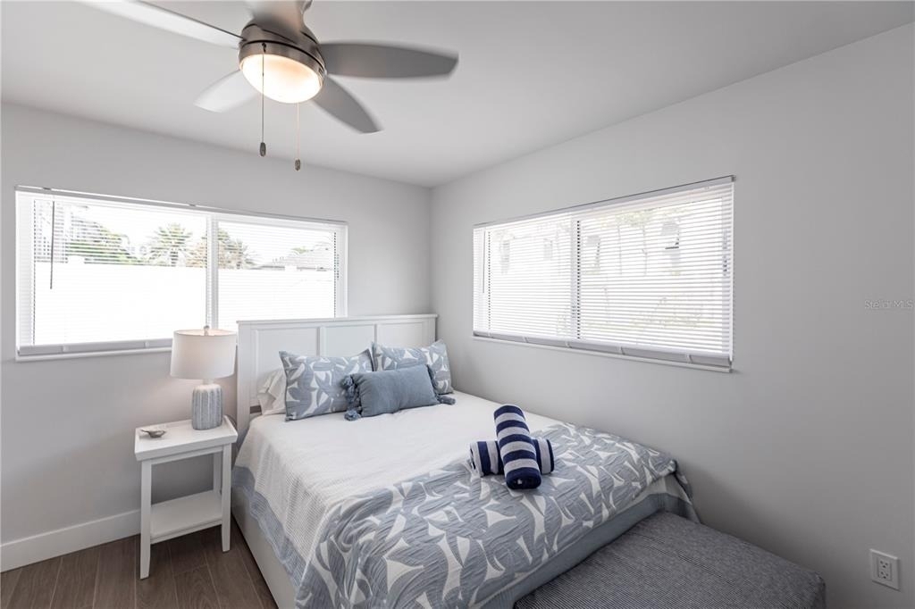 6020 Midnight Pass Road - Photo 10