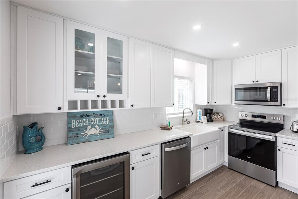 6020 Midnight Pass Road - Photo 8