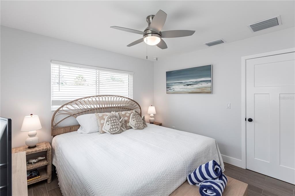 6020 Midnight Pass Road - Photo 16
