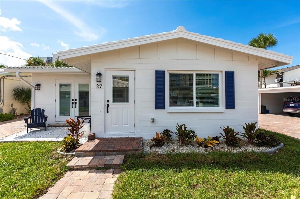 6020 Midnight Pass Road - Photo 0
