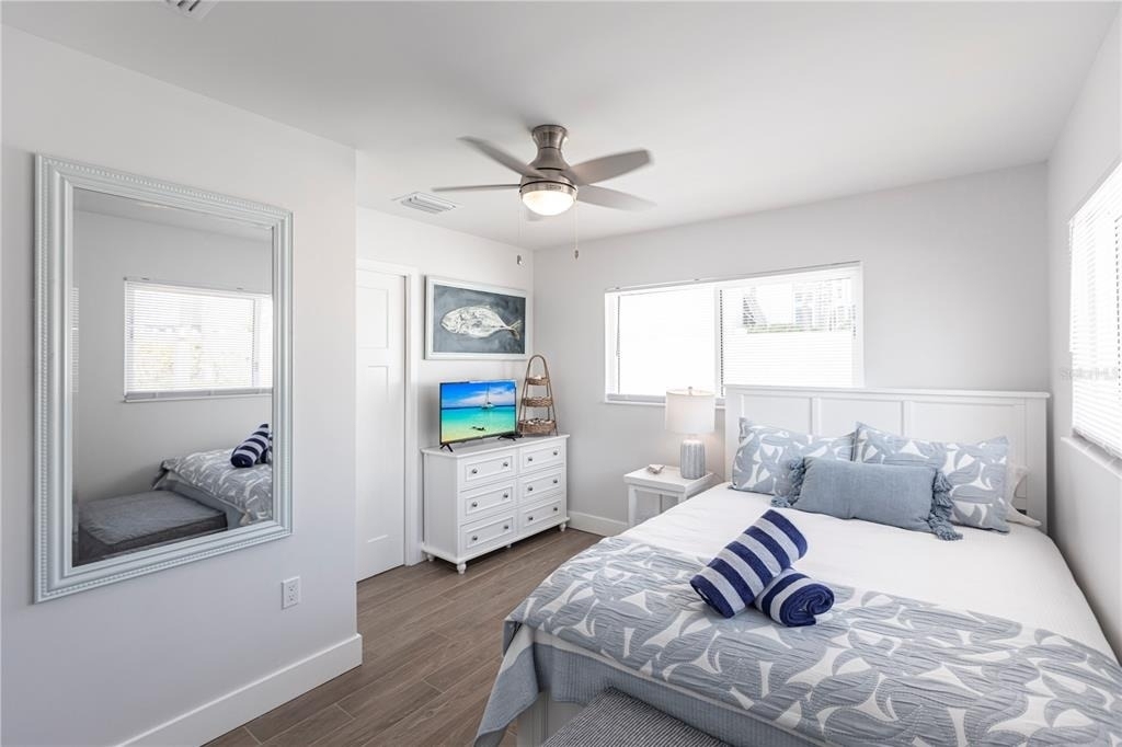 6020 Midnight Pass Road - Photo 11