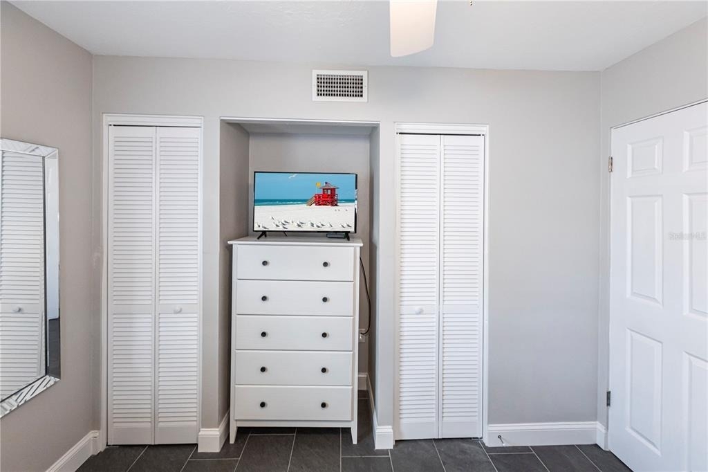6020 Midnight Pass Road - Photo 2