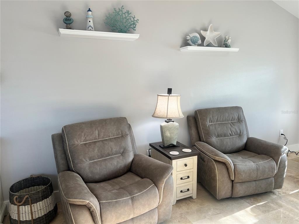 6020 Midnight Pass Road - Photo 3