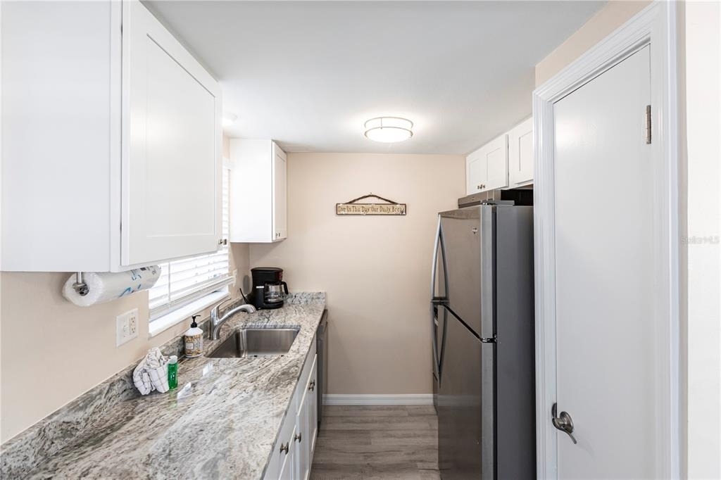 6020 Midnight Pass Road - Photo 5